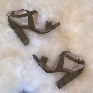 Steve Madden Caliopi Block Heel Moss Green, Size 9